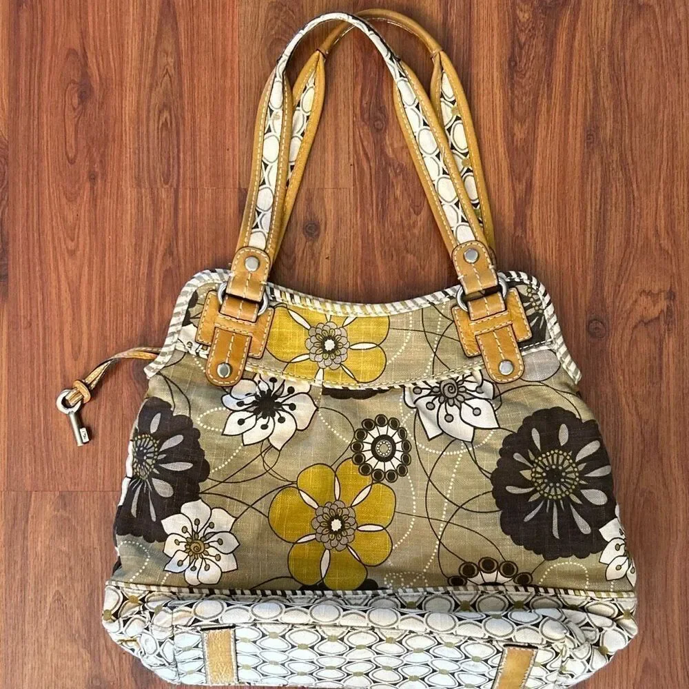 Fossil vintage flower handbag mustard cream canvas leather hobo bag boho